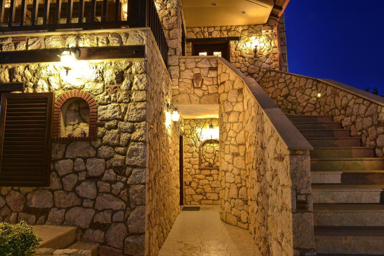 Captain'S Villa Appartments Psakoudia Exterior foto